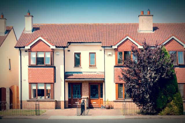 Entrance Porches in Ireland. Image by Semmick Photo (via Shutterstock).